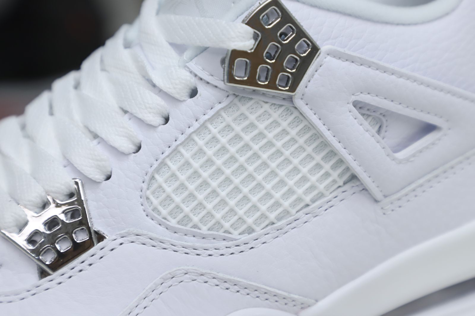 AIR JORDAN 4 RETRO 'PURE MONEY' - 308497-100