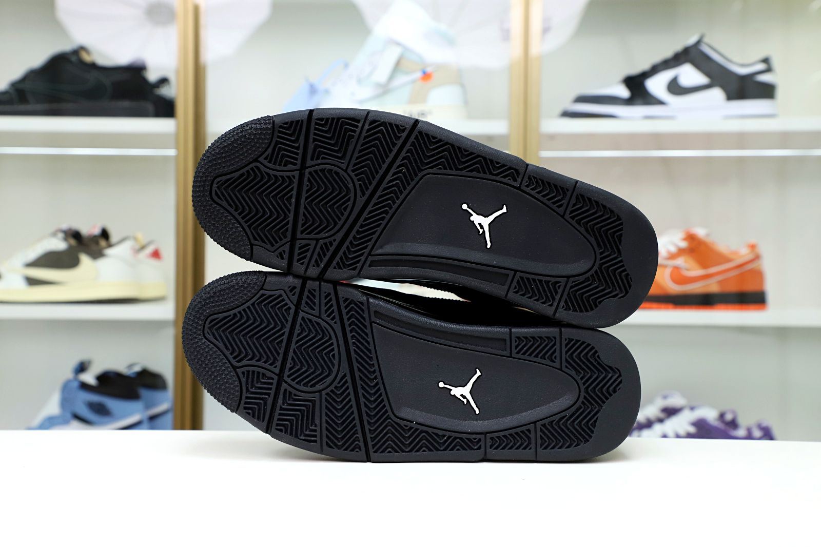 AIR JORDAN 4 RETRO 'BLACK CAT' 2020  CU1110-010
