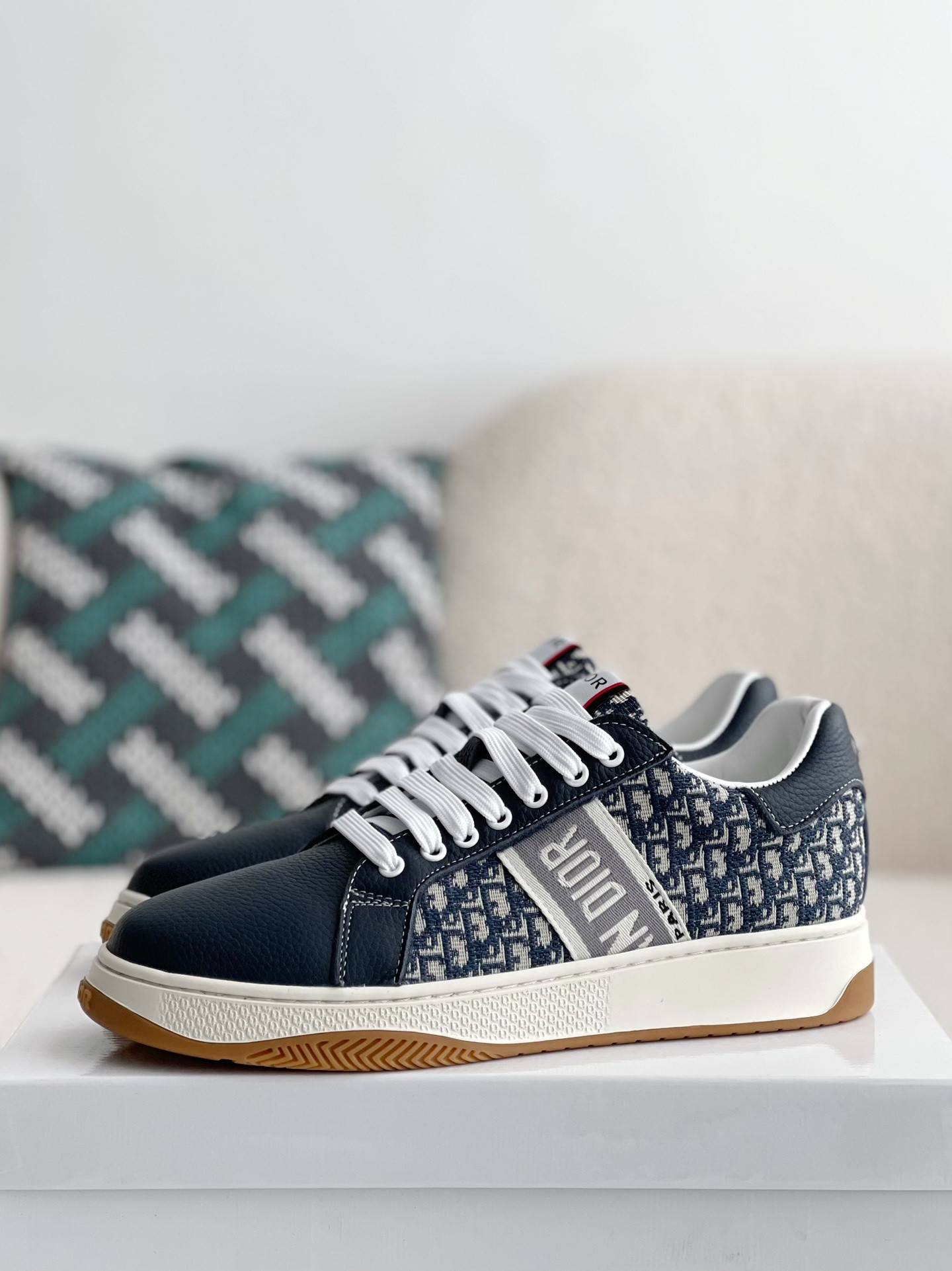 D*OR Sneakers