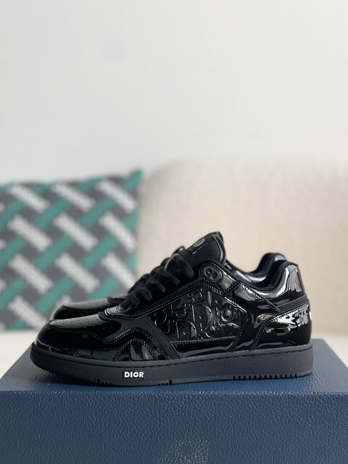 D*OR HIGH LEVEL B27 Sneaker