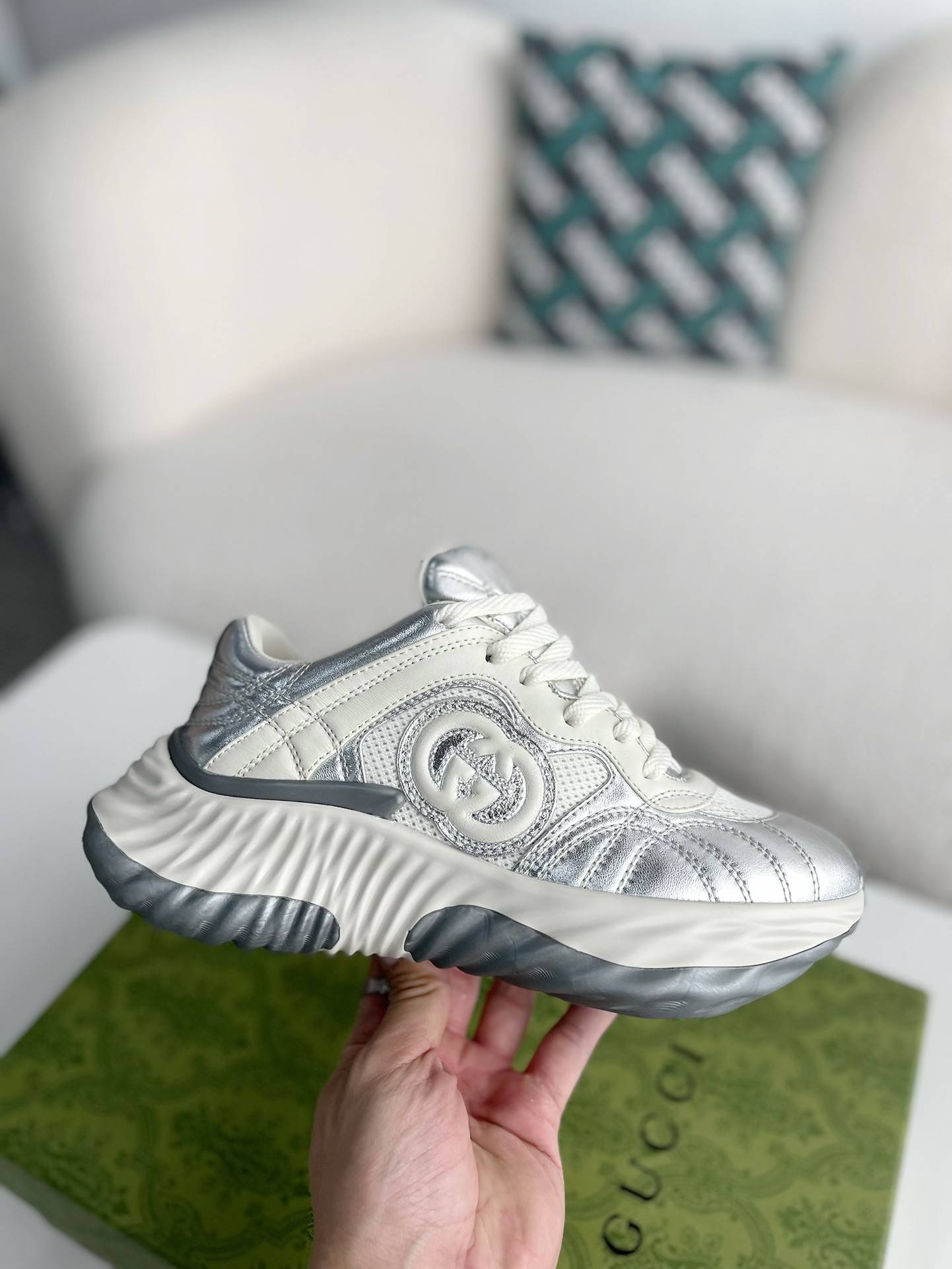 Interlock Double G low-top casual shoes