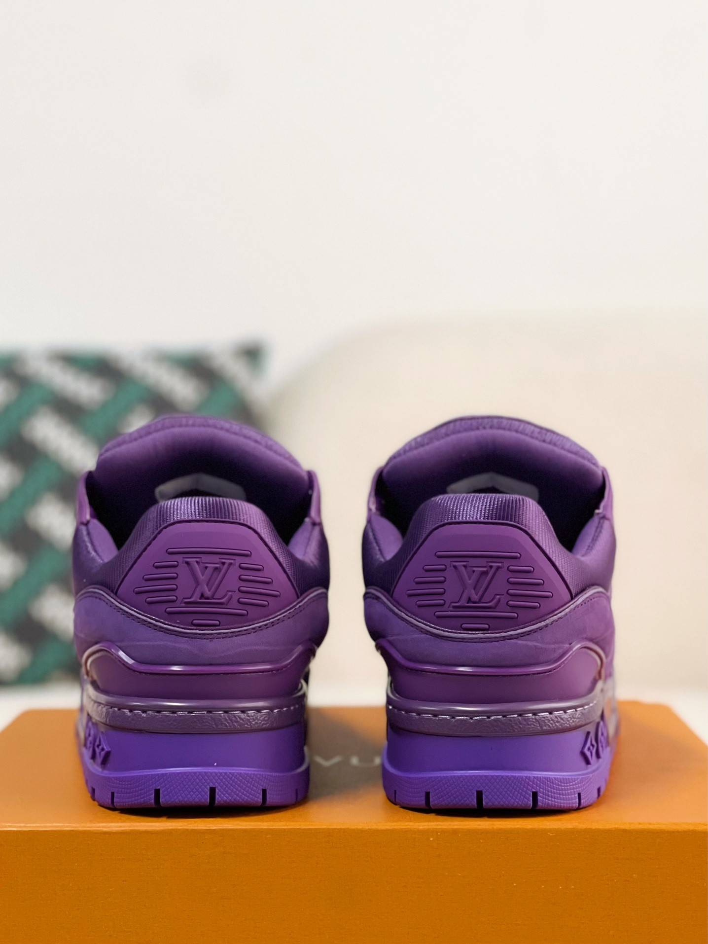 L*V TRAINER MAXI  SNEAKERS