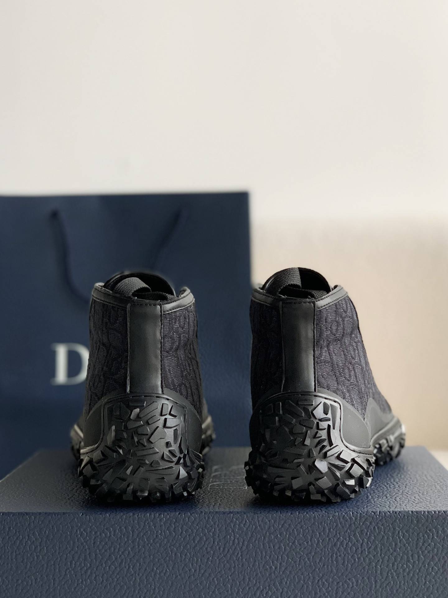 D*OR B28 high-top Sneakers