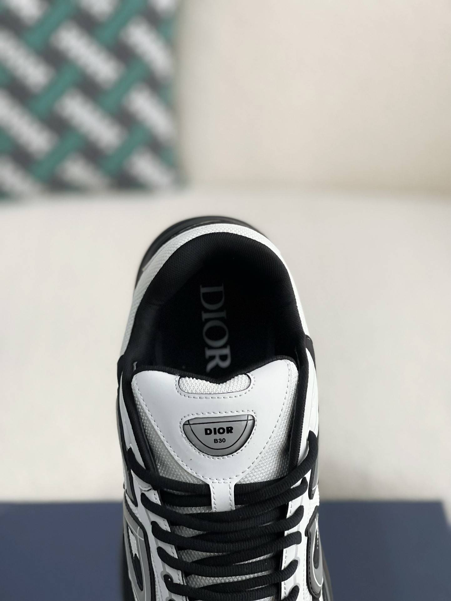 D*OR B30 New Sneaker