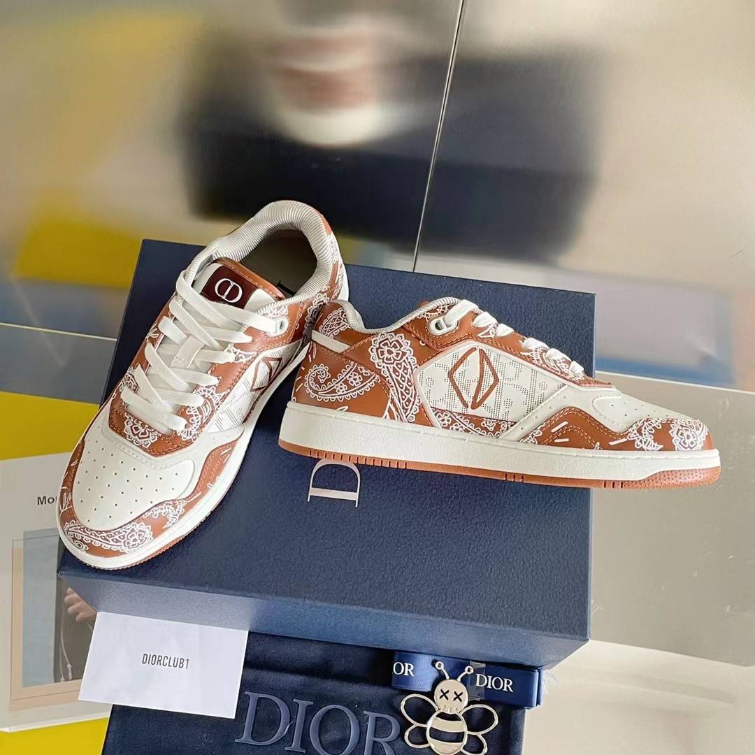 D*OR HIGH LEVEL B27 Sneaker