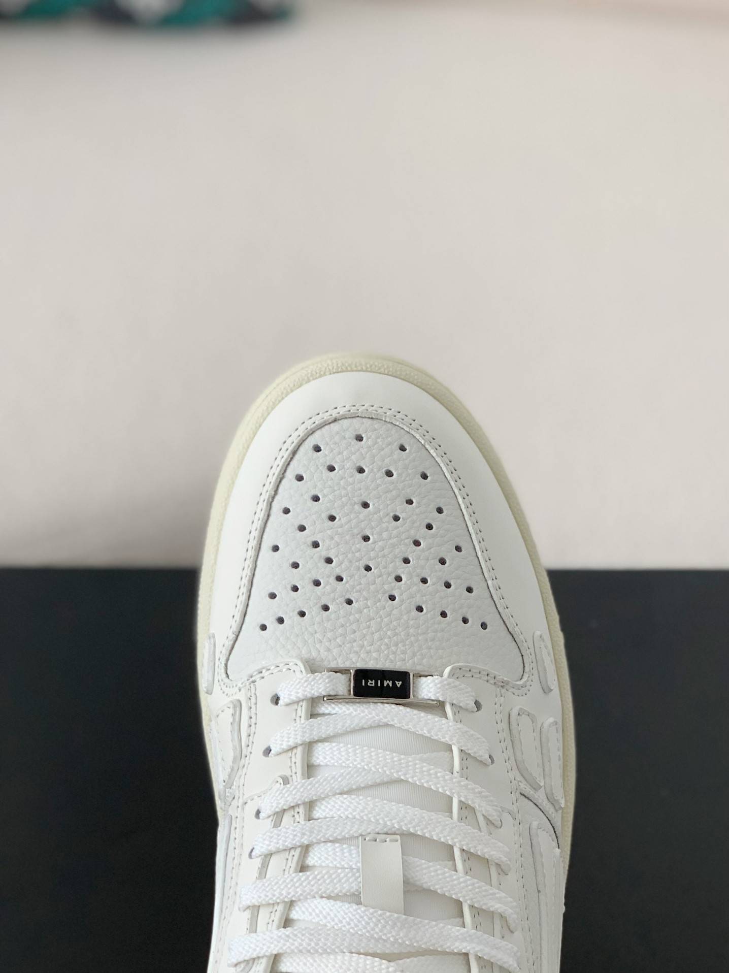 A*RI Bone Sneakers