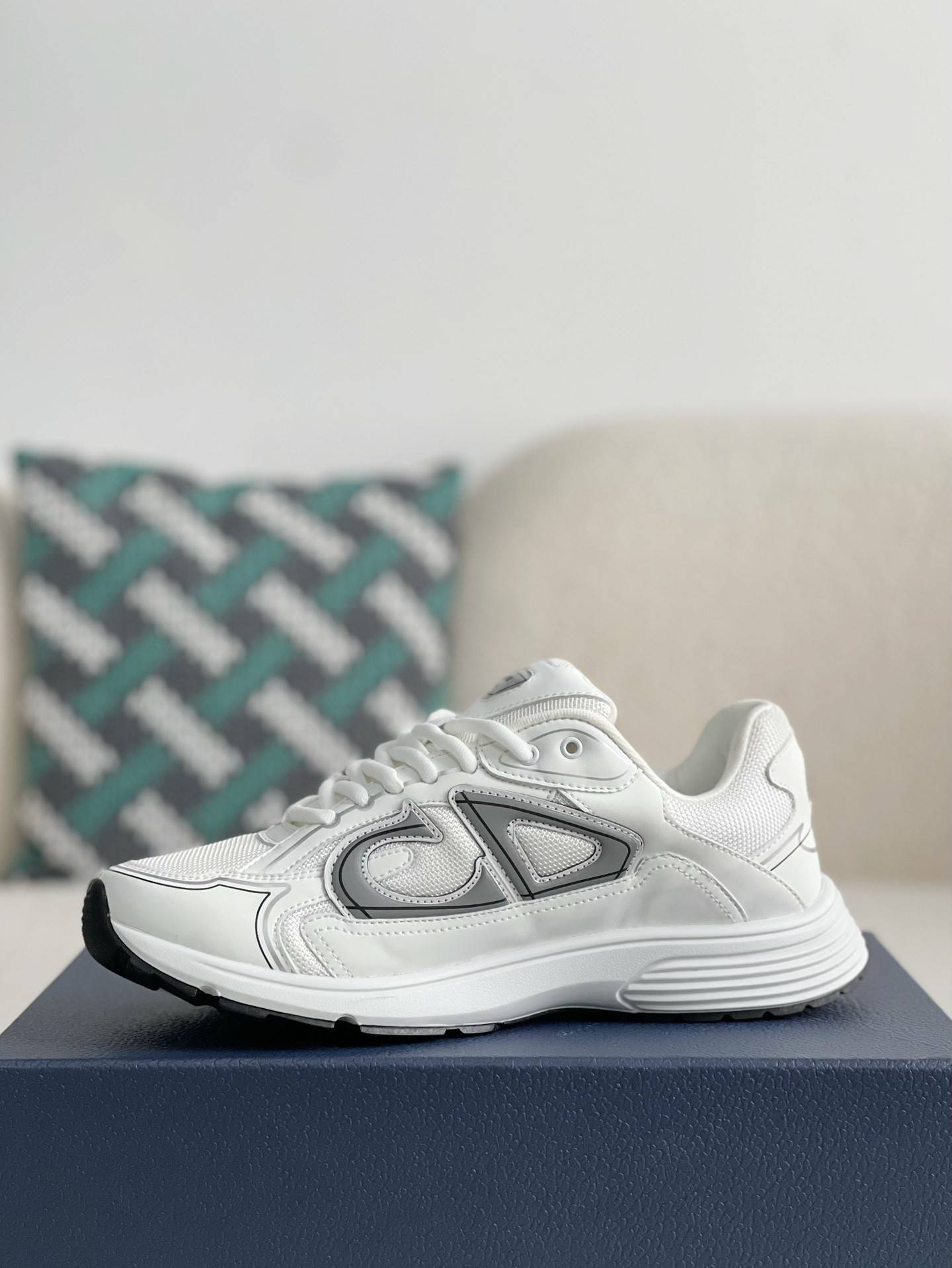 D*OR B30 New Sneaker