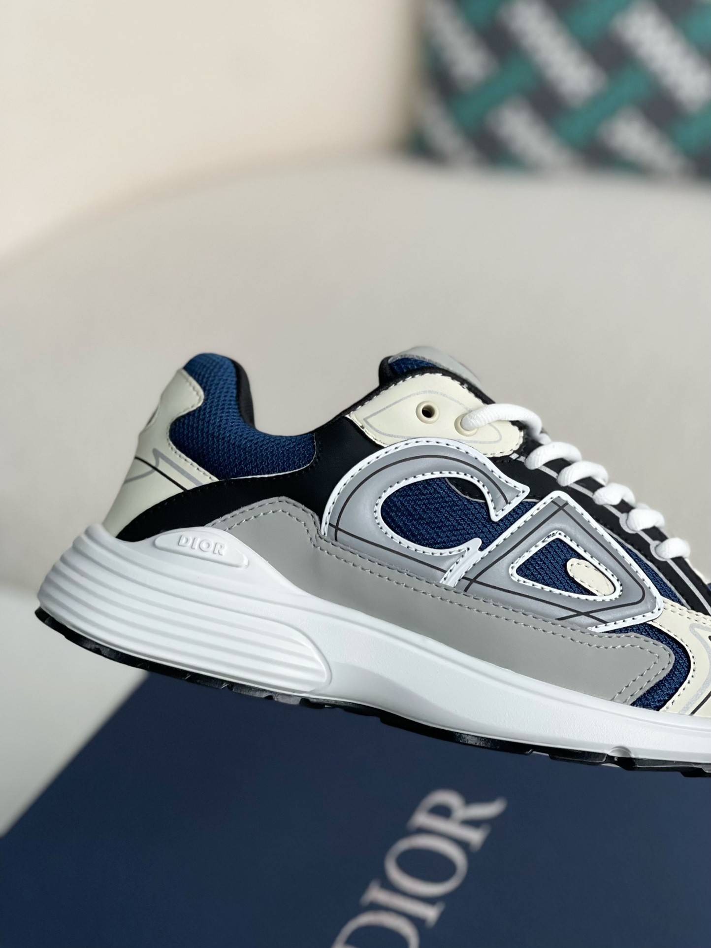 D*OR B30 New Sneaker