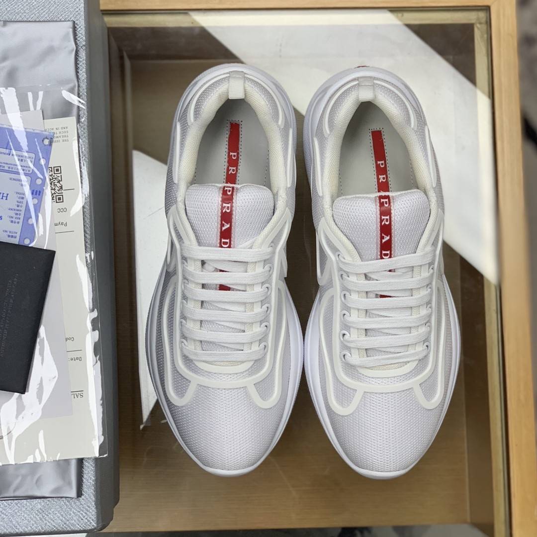P*DA Sneakers
