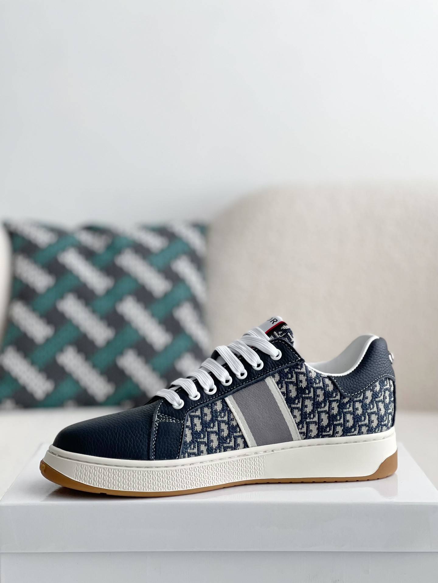 D*OR Sneakers