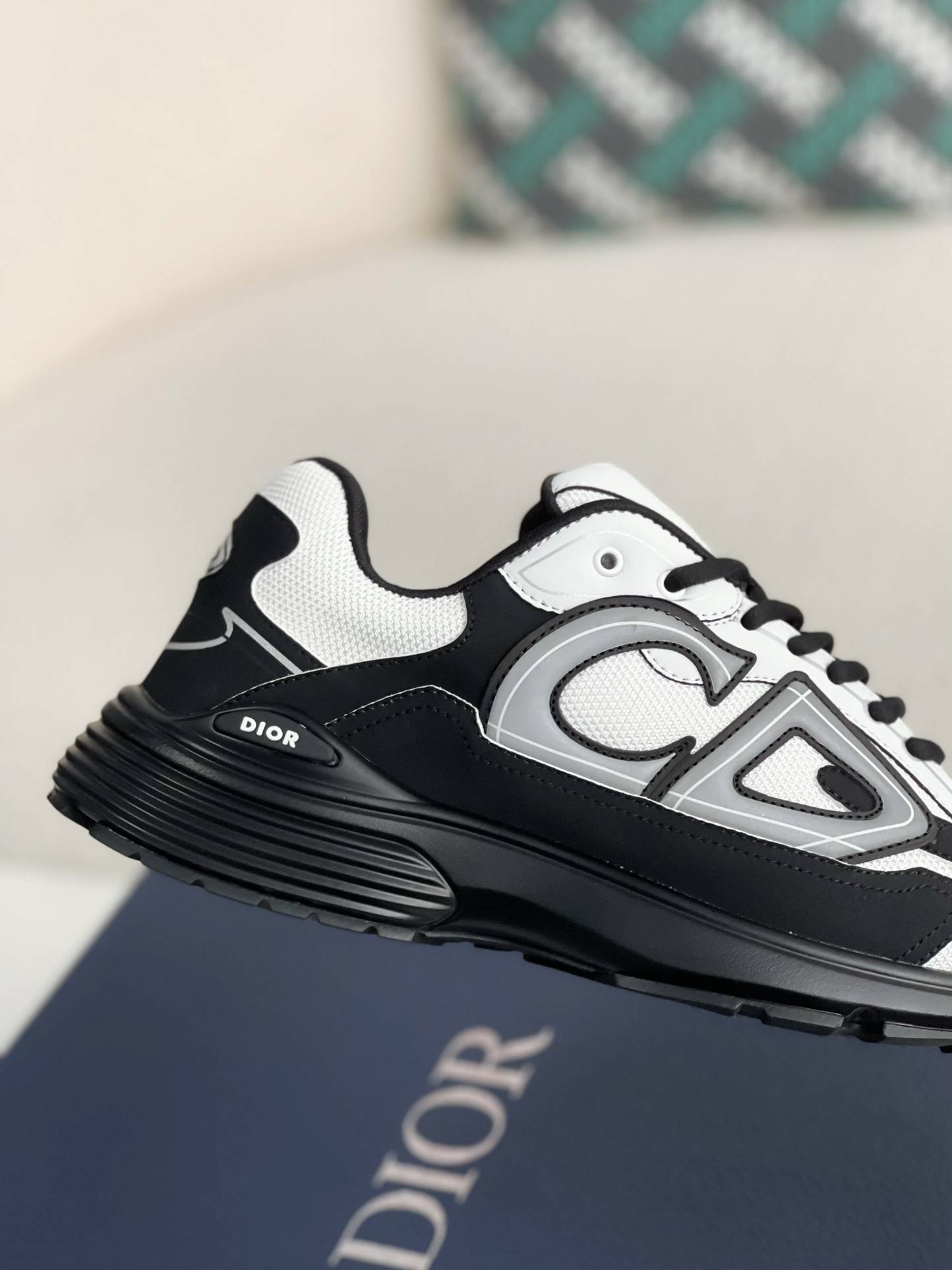 D*OR B30 New Sneaker
