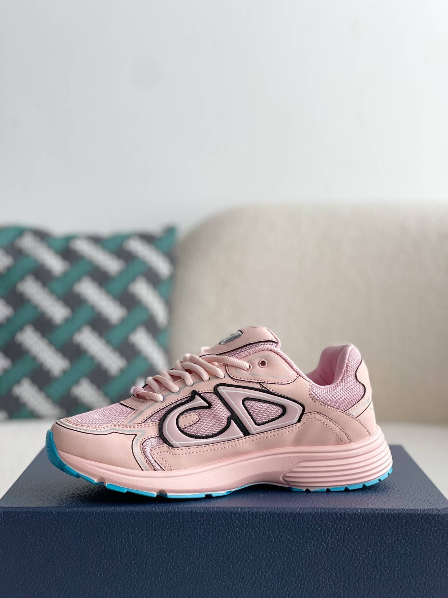 D*OR B30 New Sneaker