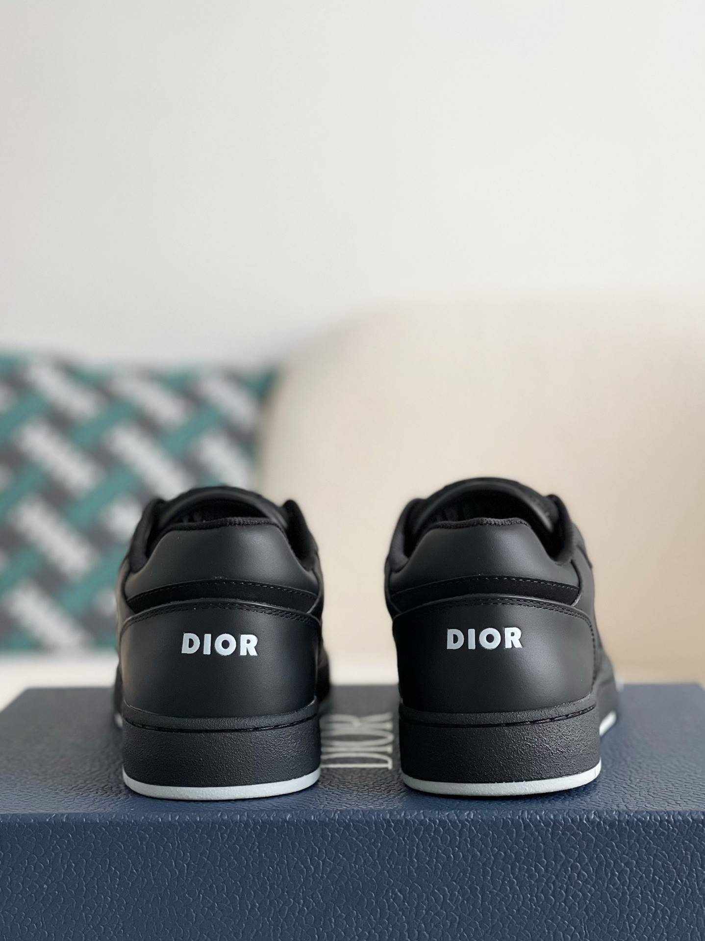 D*OR HIGH LEVEL B27 Sneaker