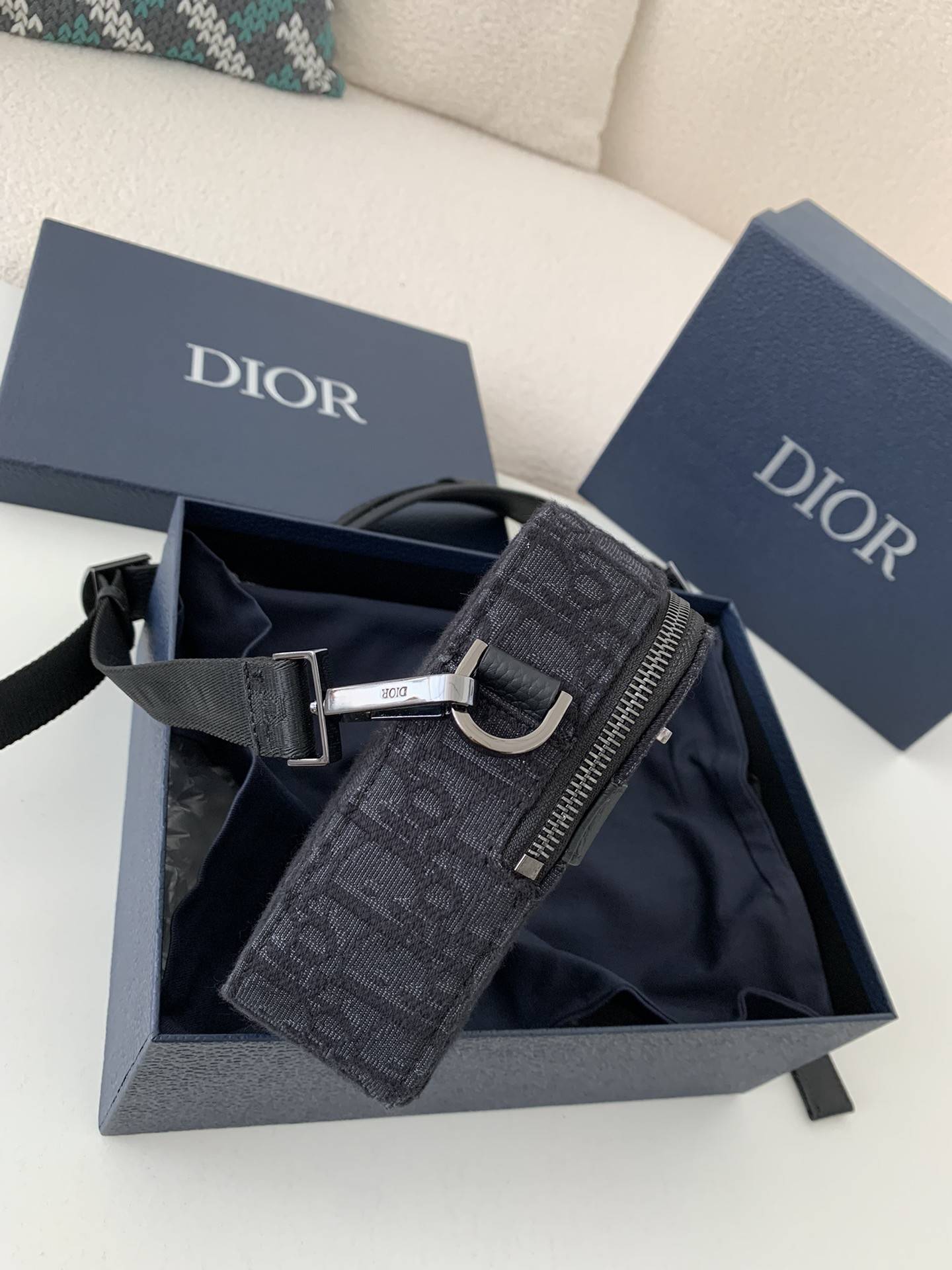 D*OR Men's SAFARI Messenger Bag, Top Quality Size: 22 * 15 * 6cm