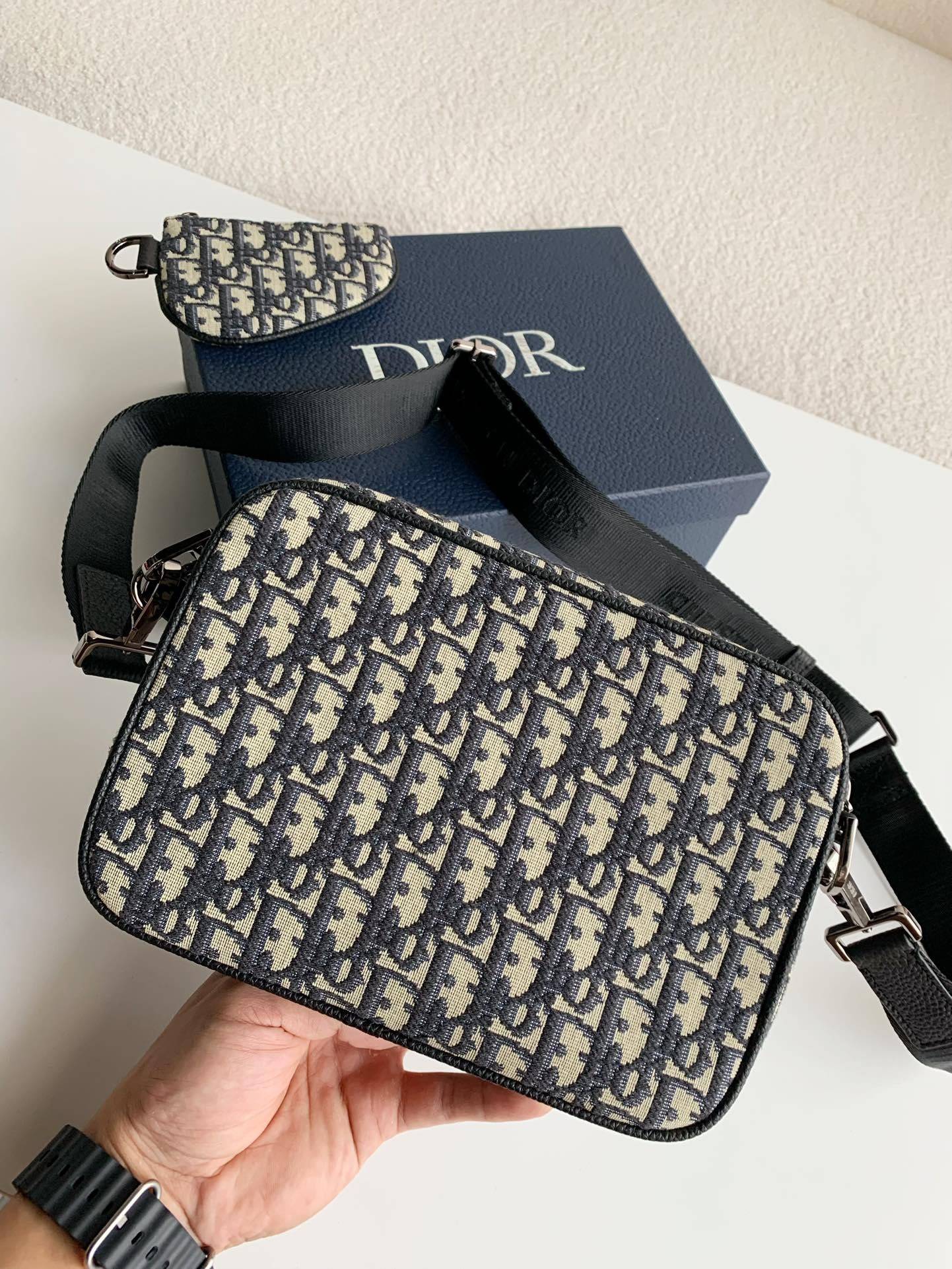 D*OR Men's SAFARI Messenger Bag, Top Quality Size：18*25*5cm