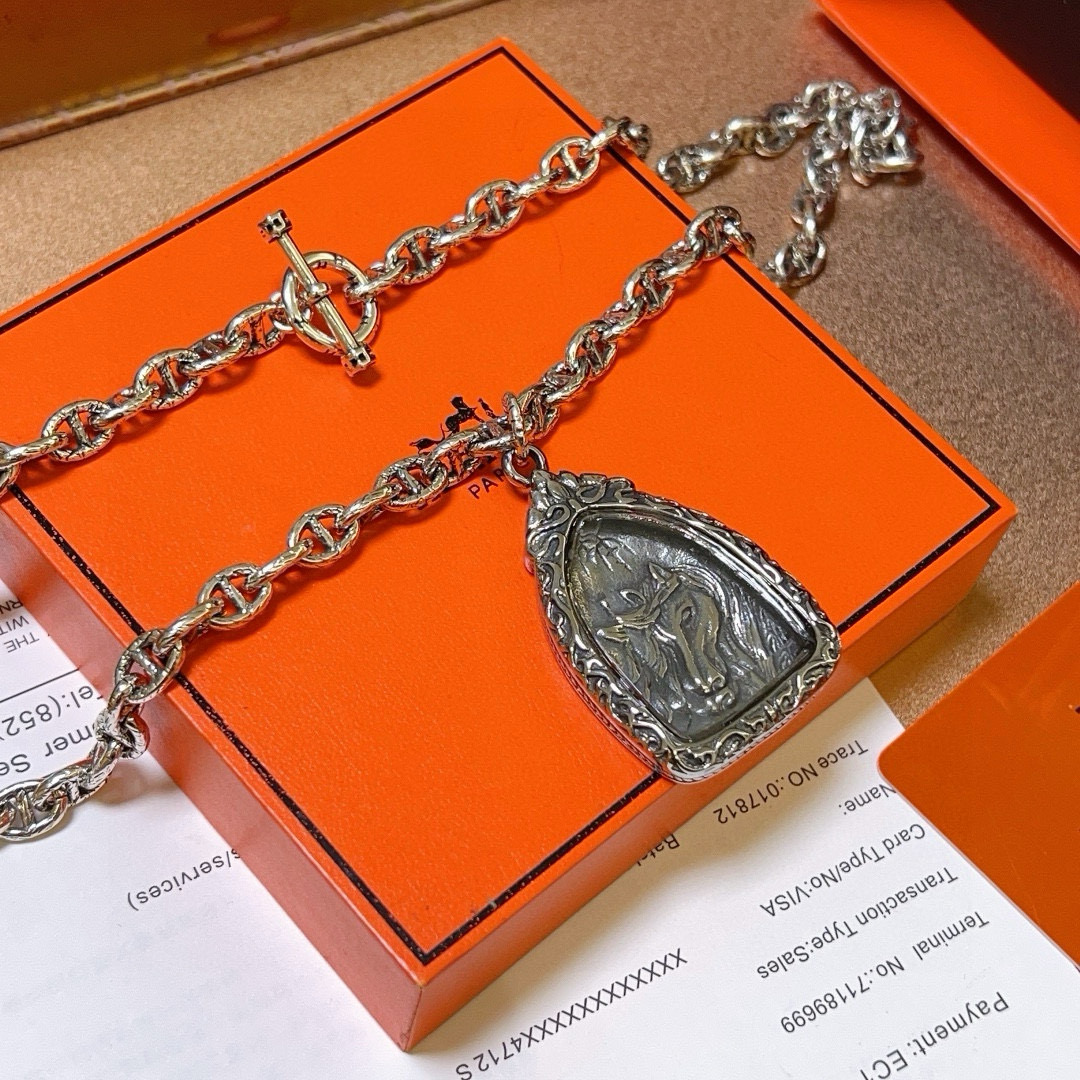 Hermès necklace, Hermès necklace series jewelry, imported and customized. High-end chain, classic match, a must-have for men and women!
