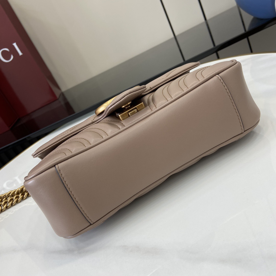 G*u*i marmont series quilted mini handbag model: 446744. size: 22*13*6cm