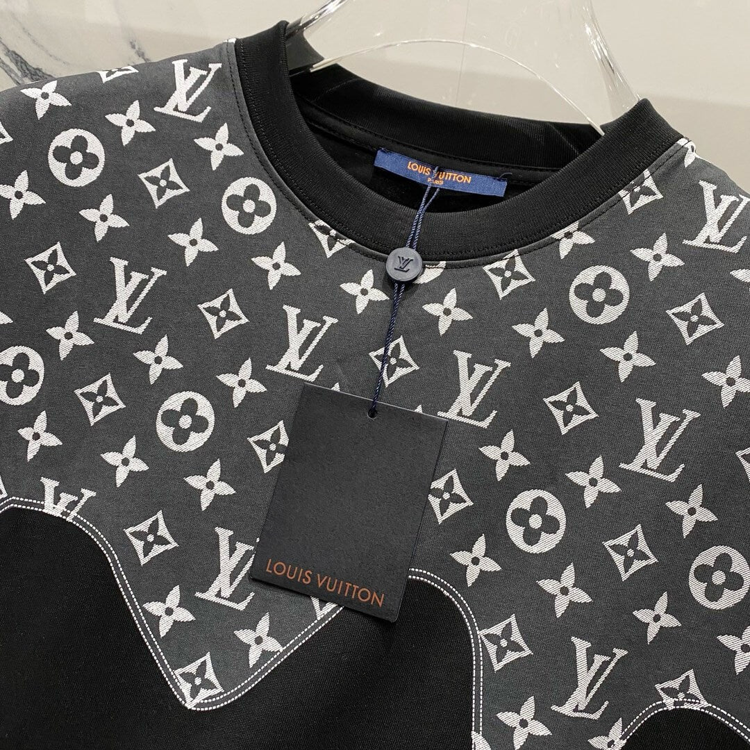 Rendering Pattern T Shirt