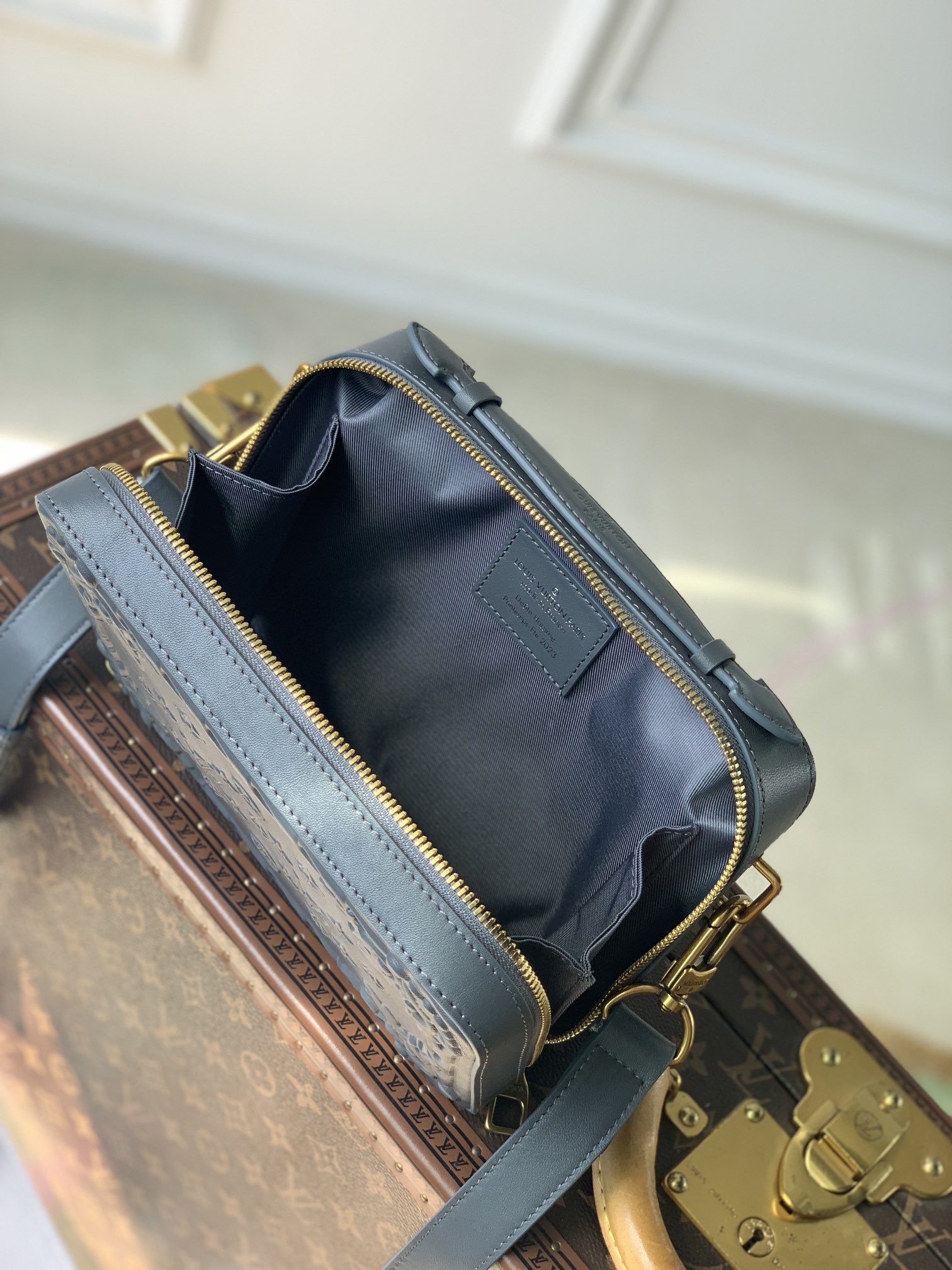 Lv Soft Trunk