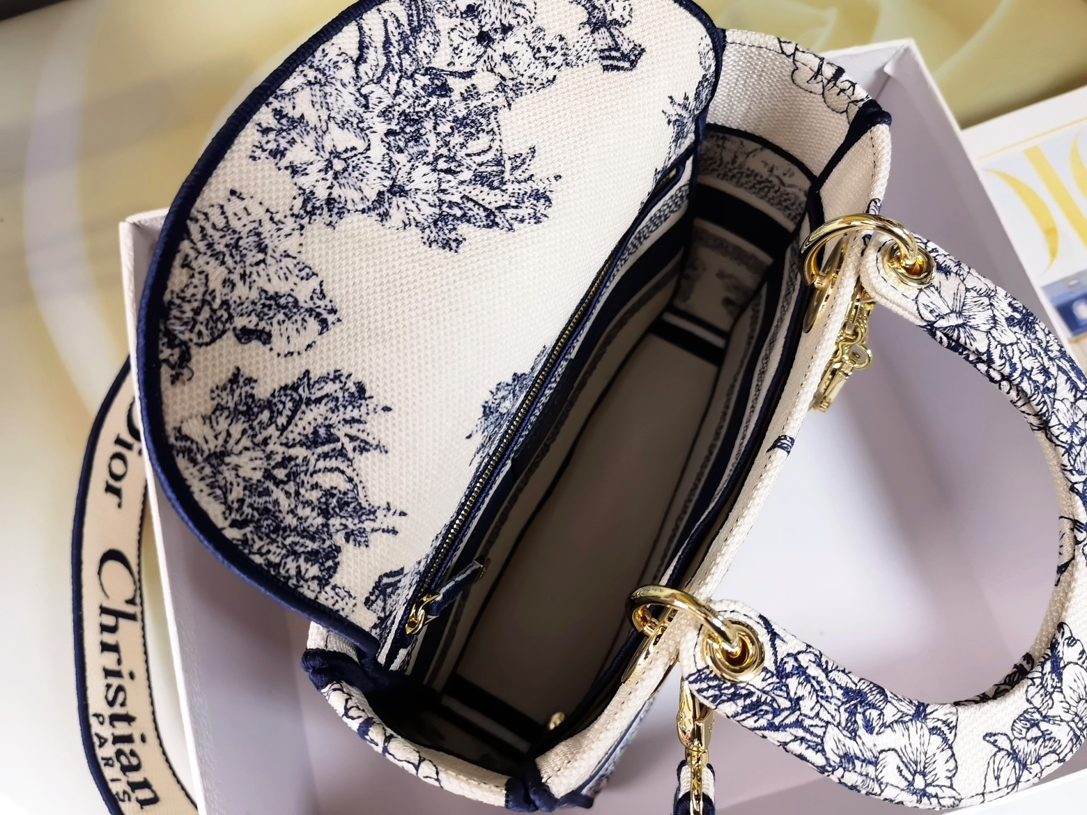 Medium Lady D-lite Bag