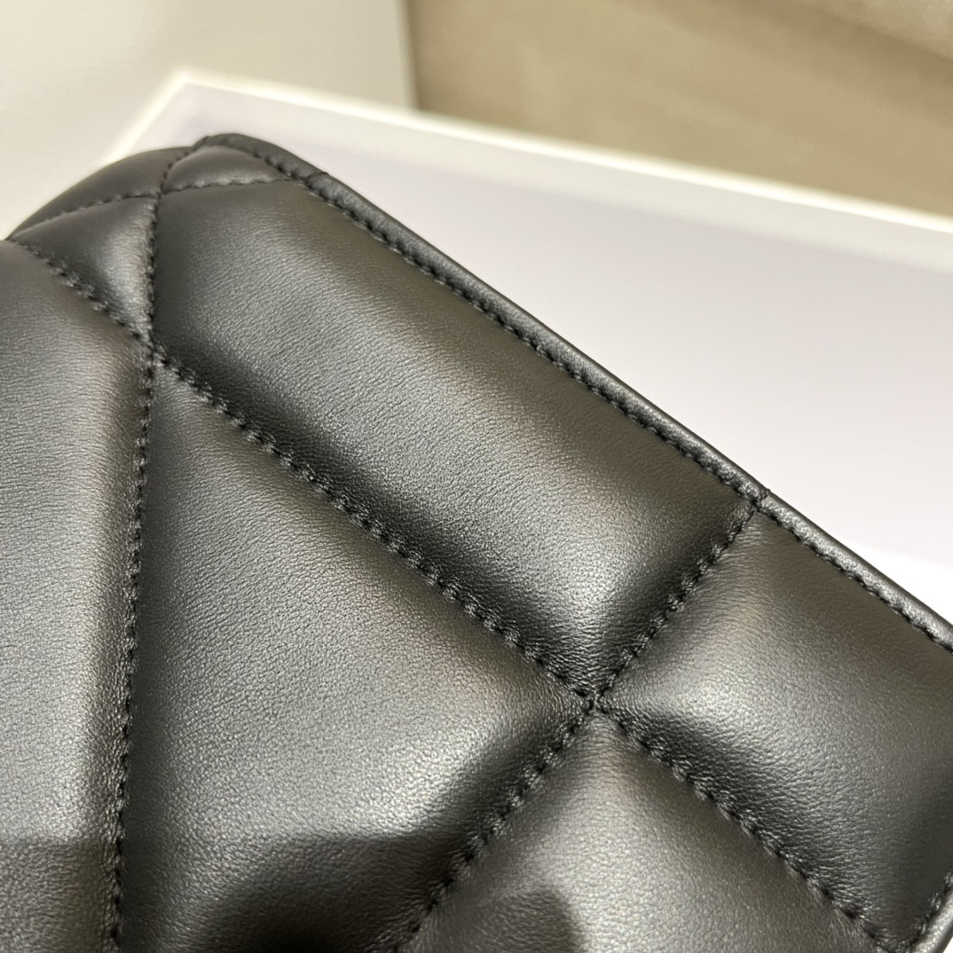 Montaignet Bag