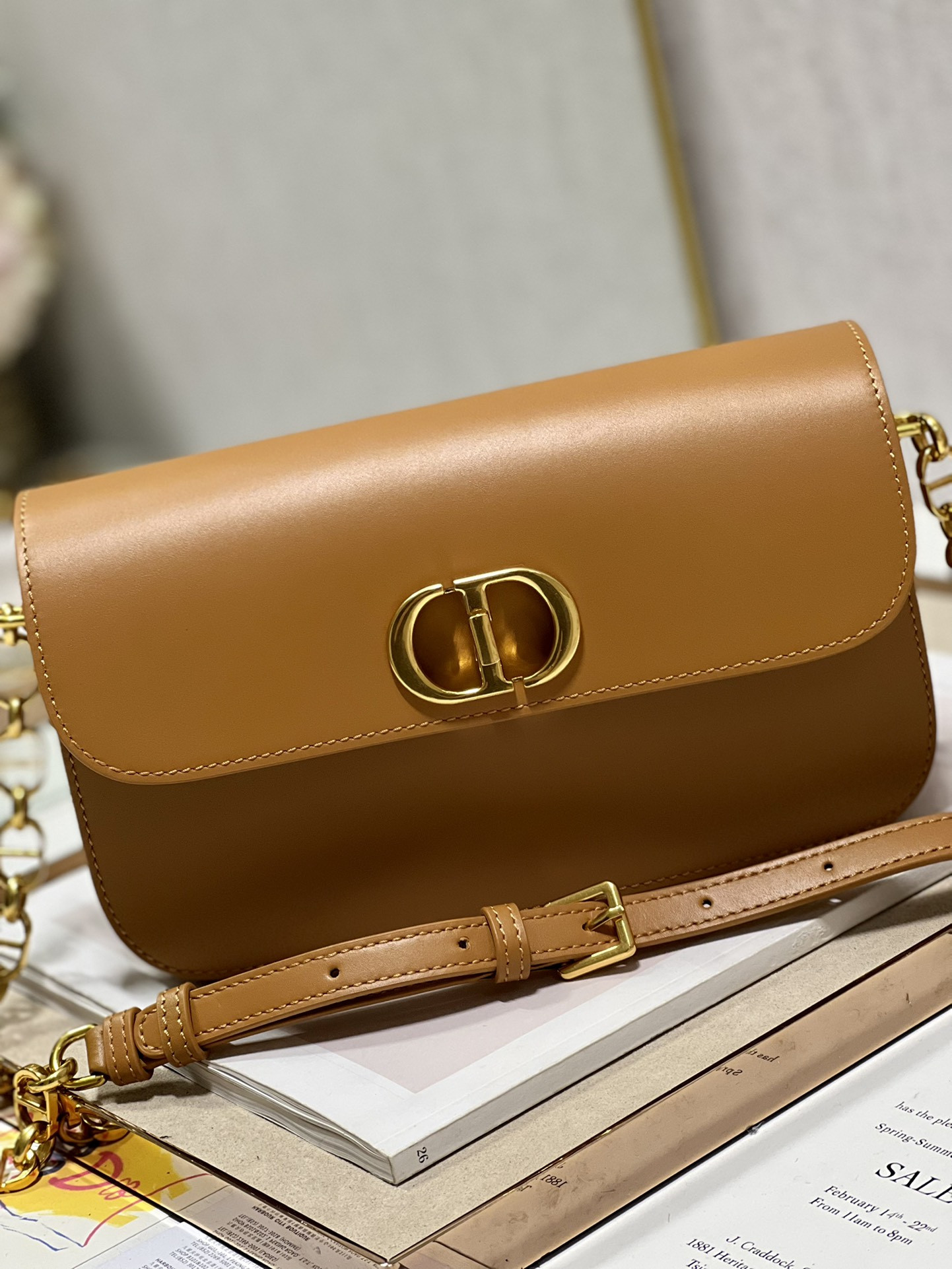 30 Montaigne Bag