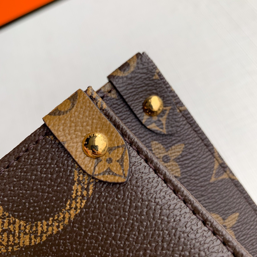 Louis Vuitton Onthego Bag