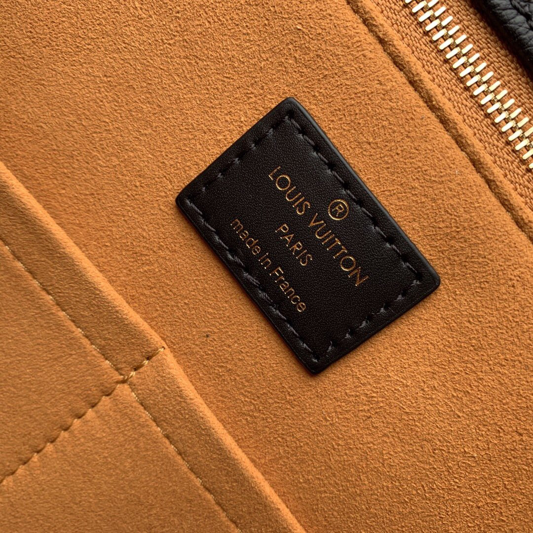 Louis Vuitton Onthego Bag