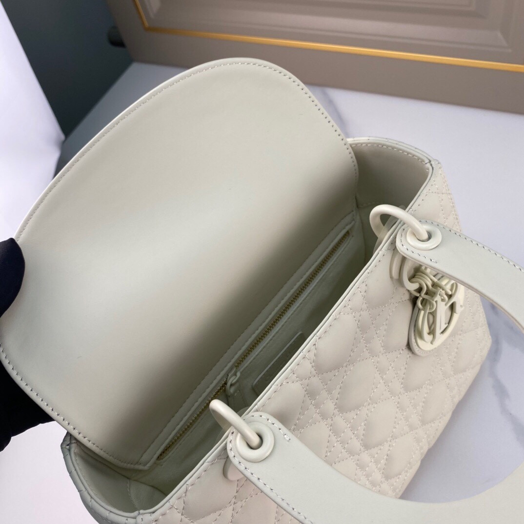 Medium Lady Dior Bag