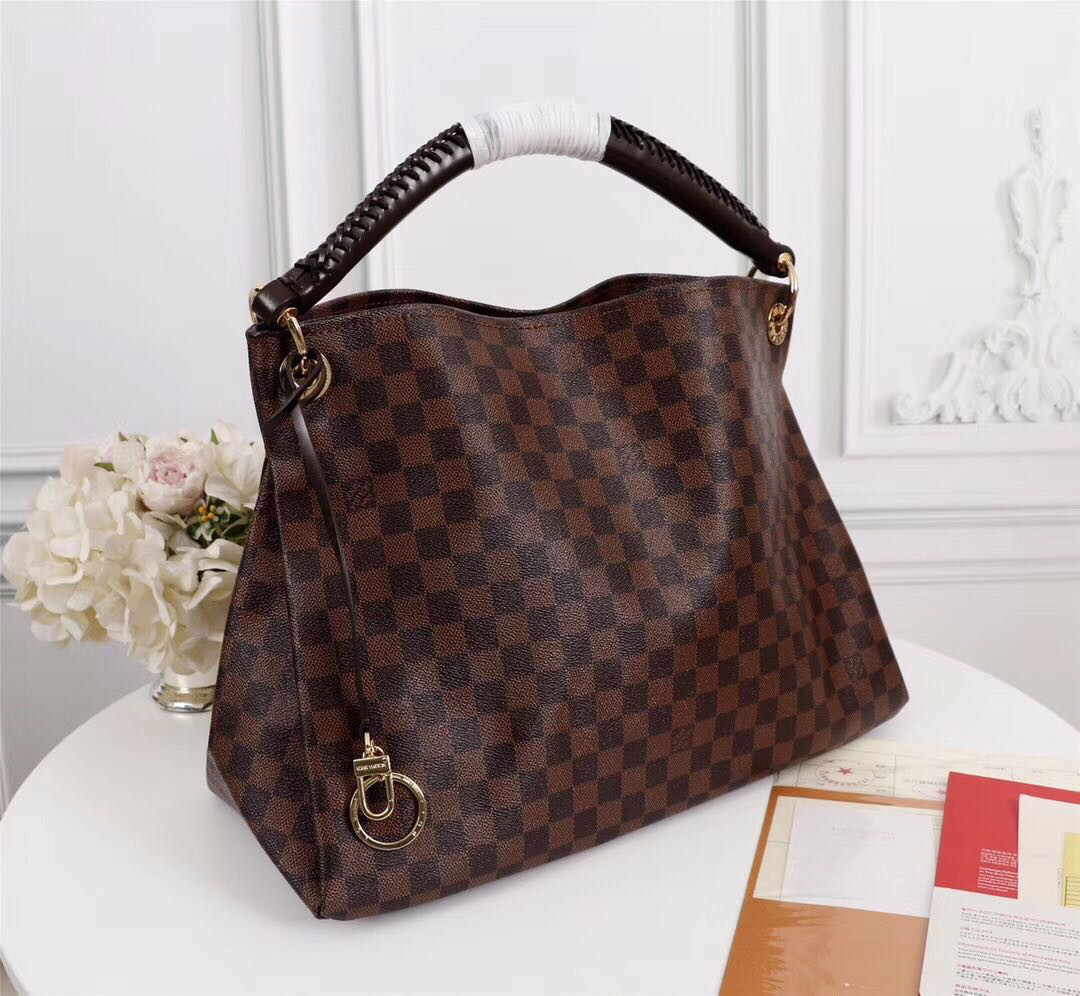 Louis Vuitton Artsy Bag