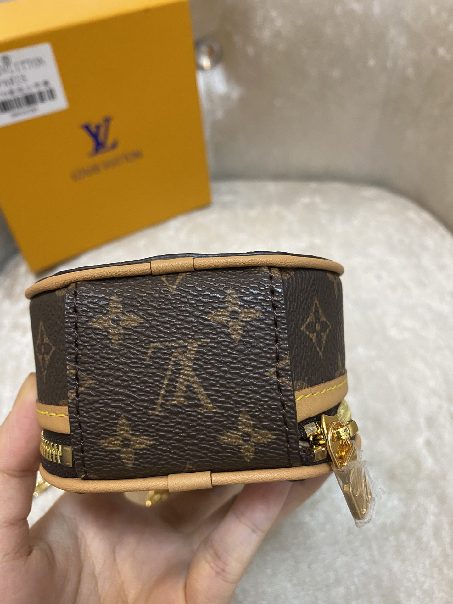 Lv Boite Chapeau