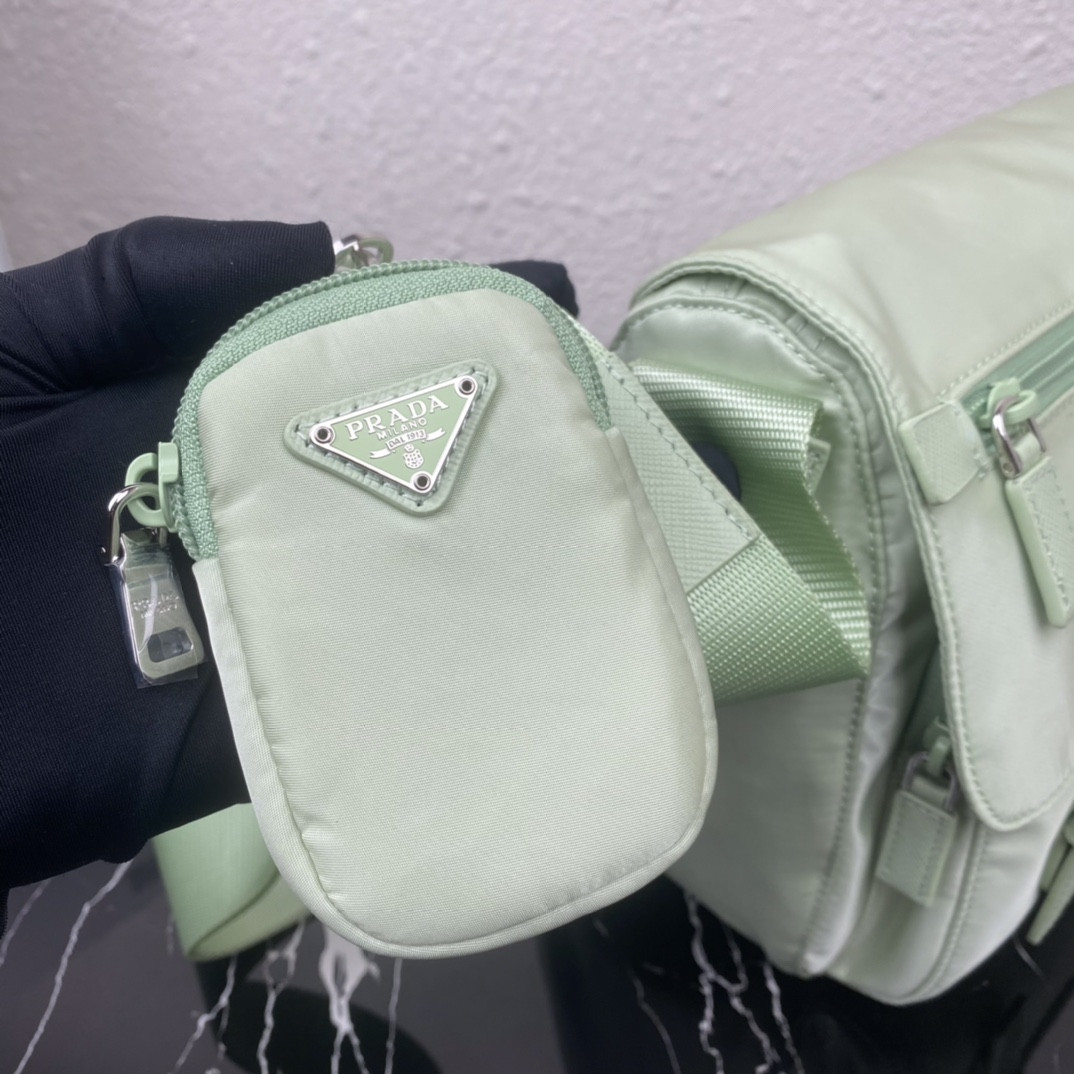 Prada Mailbag