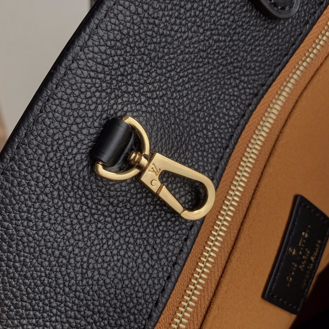 Louis Vuitton Onthego Bag