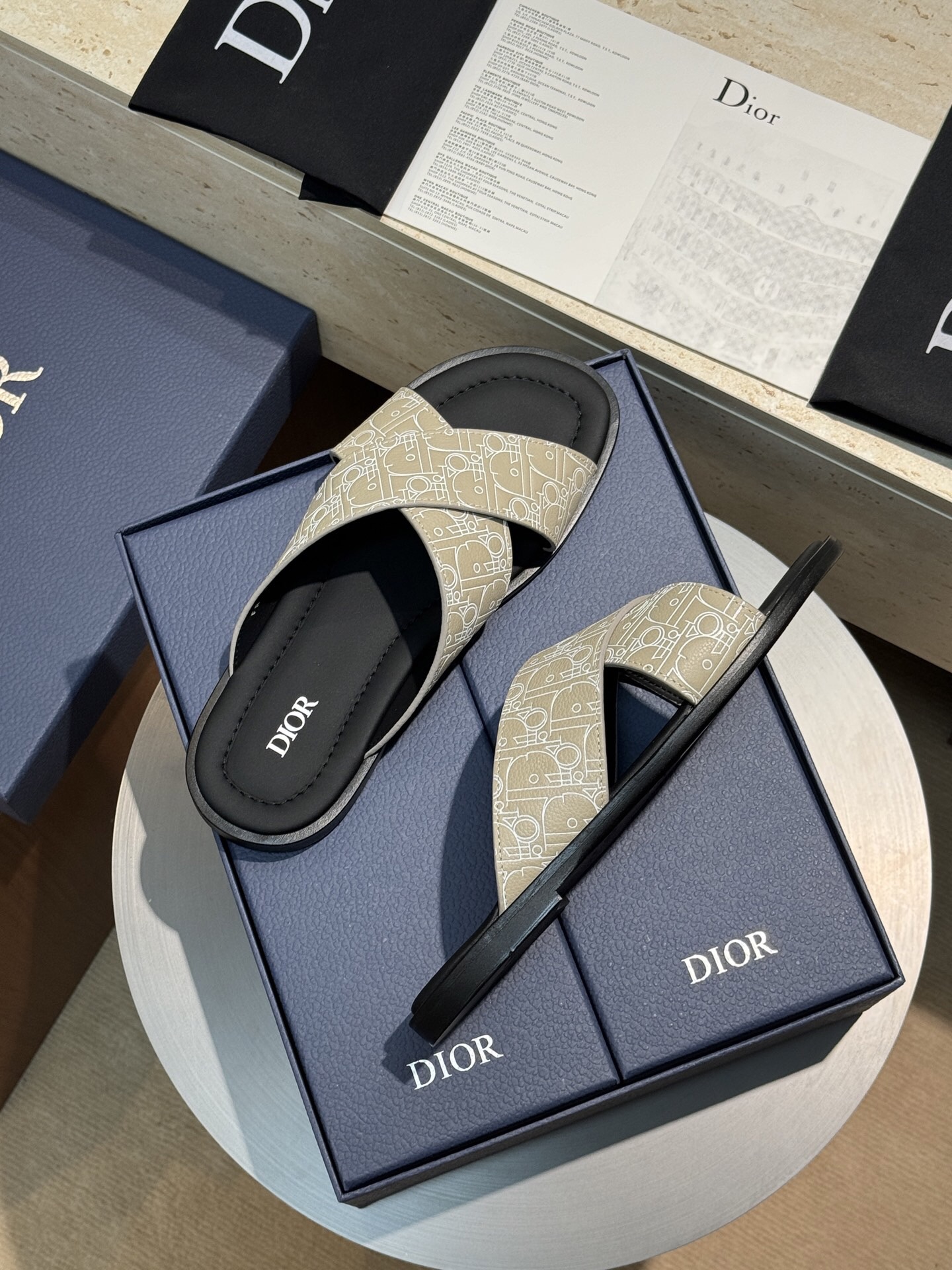 Dior Slide